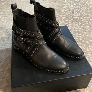 The Shoe box Saint Barth Bootie size 38